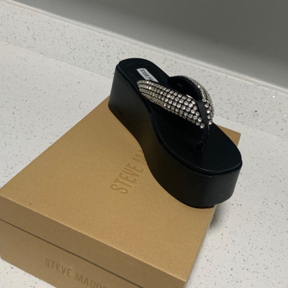 Rhinestone platform sandals - Picture 4 of 6